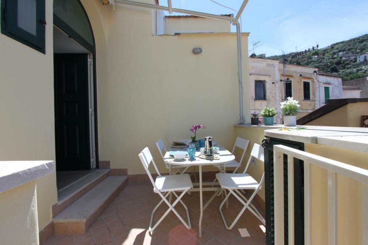 Villa La Casa Sulla Scogliera Massa Lubrense Exterior foto